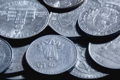 In Silbermünzen oder Barren investieren